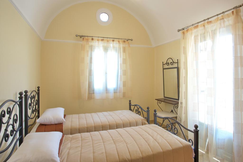 Villa Serene Kamári Buitenkant foto